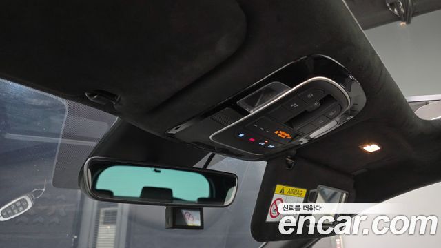 Hyundai Santafe 2022 — photo 28