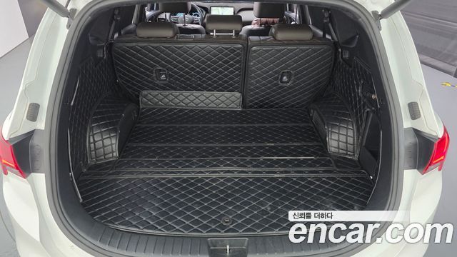 Hyundai Santafe 2022 — photo 35