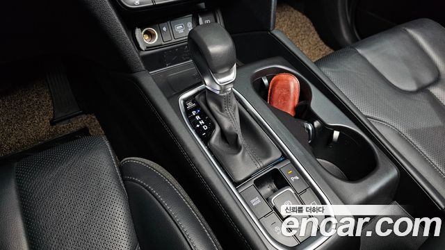 Hyundai Santafe 2019 — photo 12
