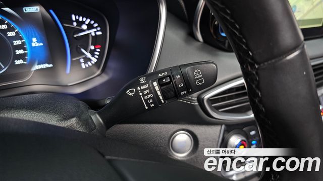 Hyundai Santafe 2019 — photo 22