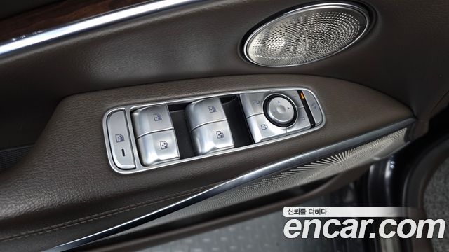 Kia K9 2019 — photo 28