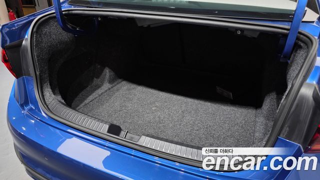 Volkswagen Jetta 2023 — photo 22
