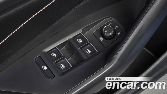 Volkswagen Jetta 2023 — photo 26