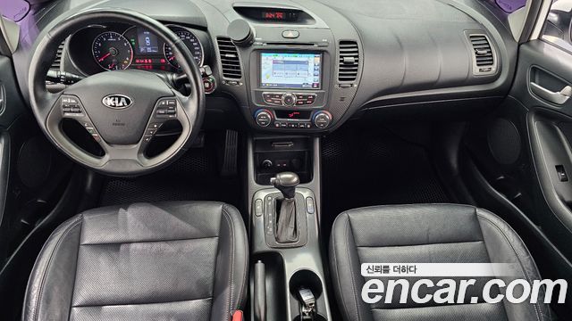 Kia K3 2014 — photo 10