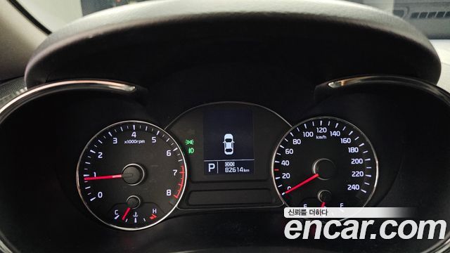 Kia K3 2014 — photo 11