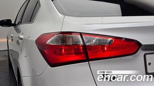 Kia K3 2014 — photo 9