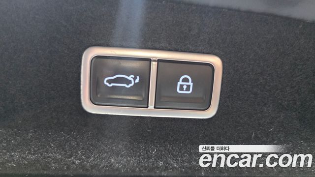 Genesis G90 2022 — photo 22