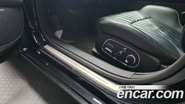 Genesis G90 2022 — photo 23