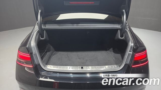 Genesis G90 2022 — photo 24