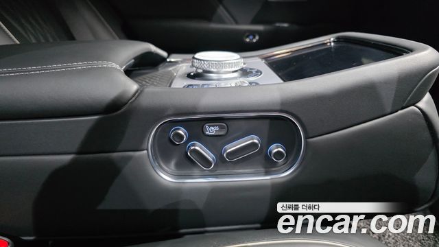 Genesis G90 2022 — photo 31