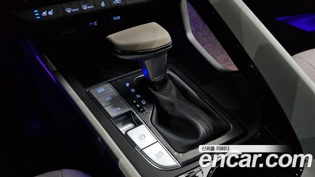 Hyundai AVANTE 2023 — photo 12