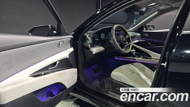 Hyundai AVANTE 2023 — photo 13
