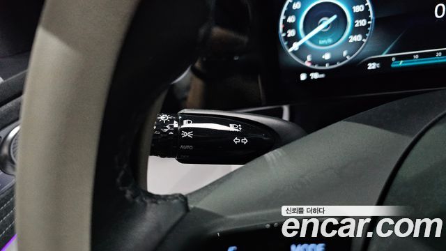 Hyundai AVANTE 2023 — photo 33