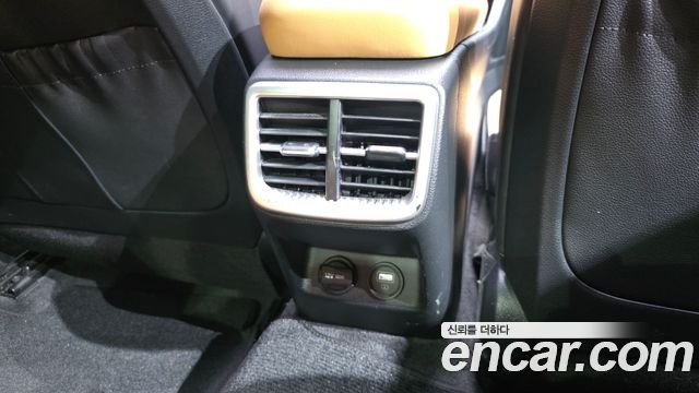 Kia K5 2023 — photo 33