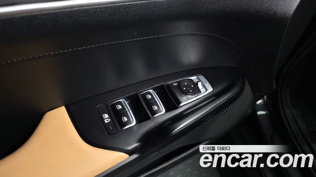 Kia K5 2023 — photo 37