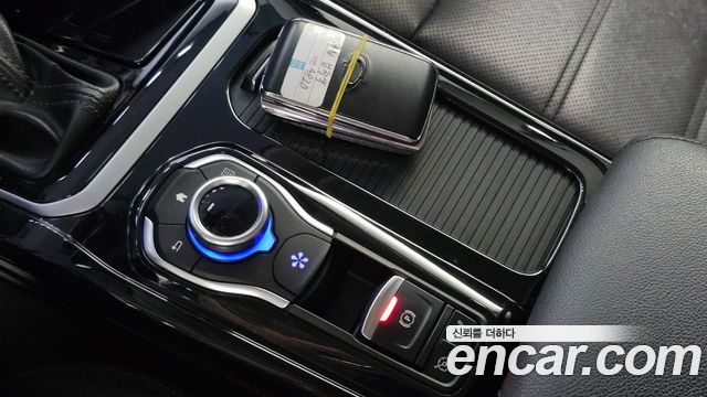 Renault Korea SM6 2016 — photo 25