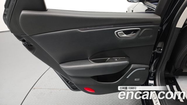 Renault Korea SM6 2016 — photo 15