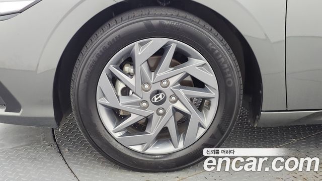 Hyundai AVANTE 2024 — photo 5