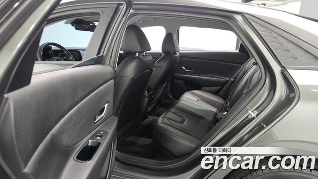 Hyundai AVANTE 2024 — photo 17