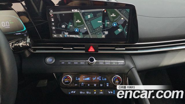 Hyundai AVANTE 2024 — photo 18