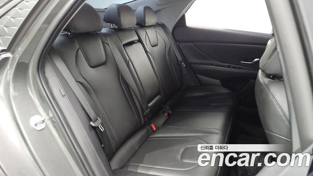 Hyundai AVANTE 2024 — photo 23