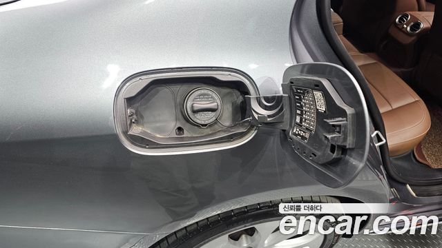 Mercedes-Benz E-Class 2018 — photo 35