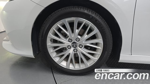 Toyota Camry 2020 — photo 5