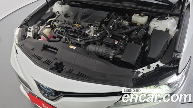 Toyota Camry 2020 — photo 6