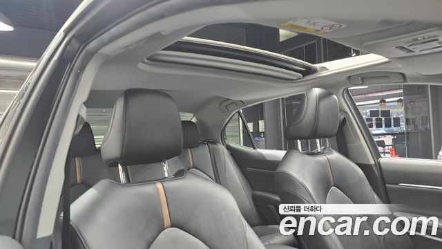 Toyota Camry 2020 — photo 19