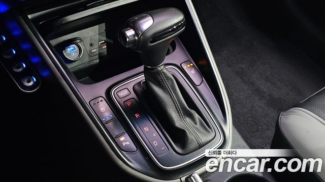 Kia Carens 2017 — photo 9
