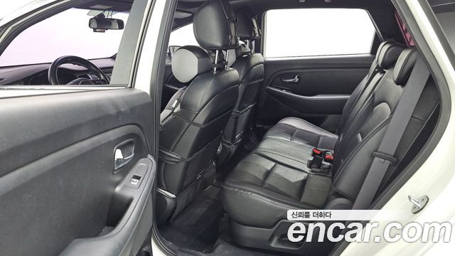 Kia Carens 2017 — photo 12