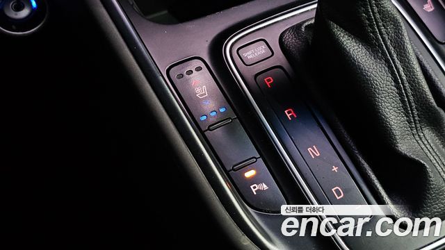 Kia Carens 2017 — photo 18