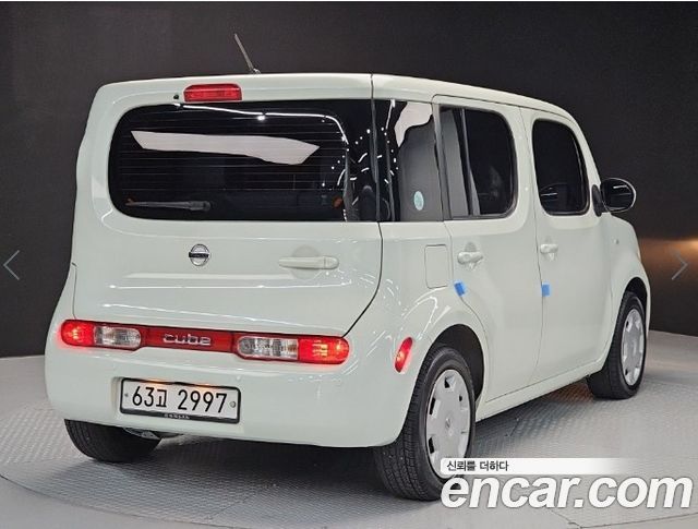 Nissan Cube 2011 — photo 4