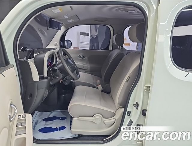 Nissan Cube 2011 — photo 11