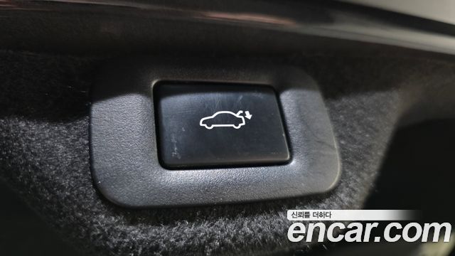 Lexus ES 2021 — photo 20