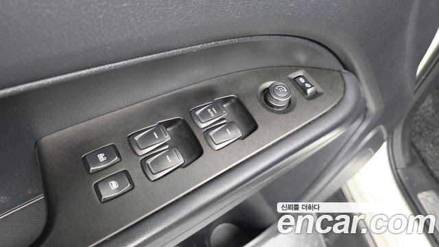 KG Mobility Rexton 2019 — photo 28