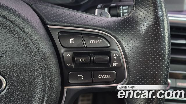 Kia K5 2017 — photo 14