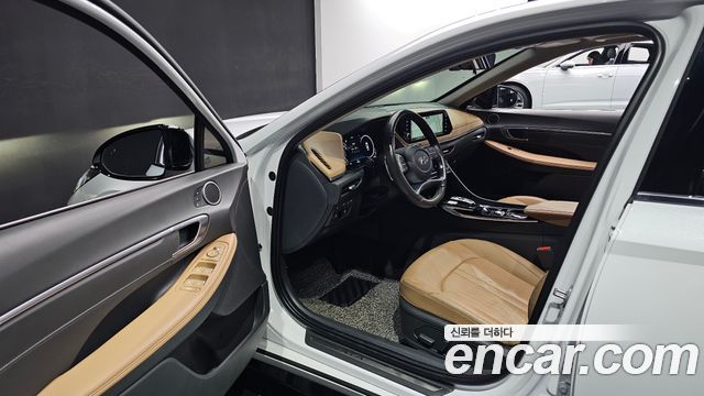 Hyundai Sonata 2023 — photo 13