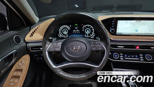Hyundai Sonata 2023 — photo 18