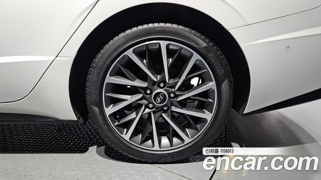 Hyundai Sonata 2023 — photo 7