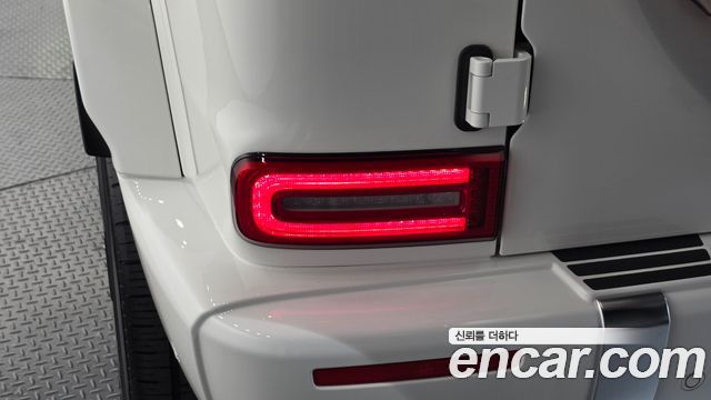 Mercedes-Benz G-Class 2024 — photo 9
