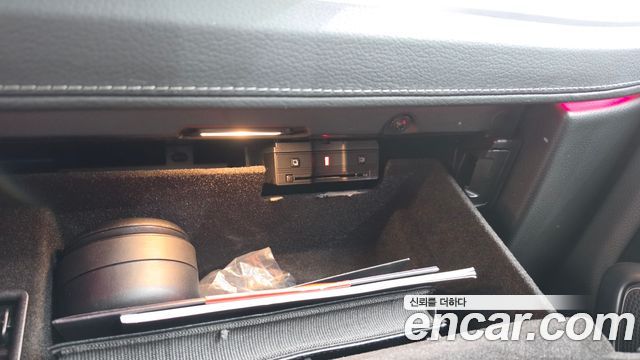 Mercedes-Benz G-Class 2024 — photo 28