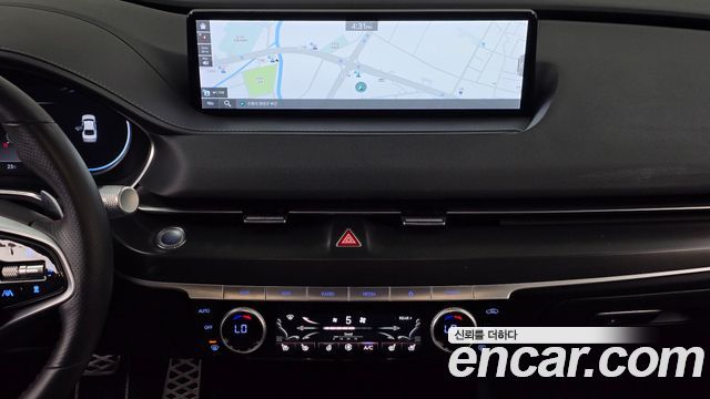 Genesis G80 2022 — photo 18