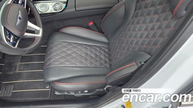 Genesis G80 2022 — photo 25