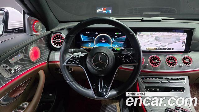 Mercedes-Benz E-Class 2022 — photo 5