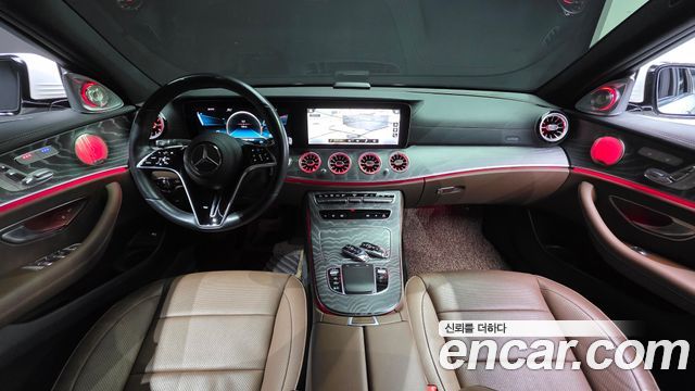 Mercedes-Benz E-Class 2022 — photo 7