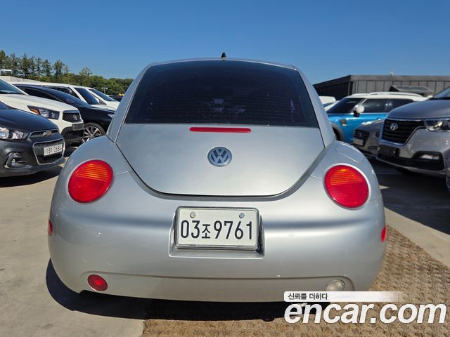 Volkswagen Beatle 2004 — photo 5