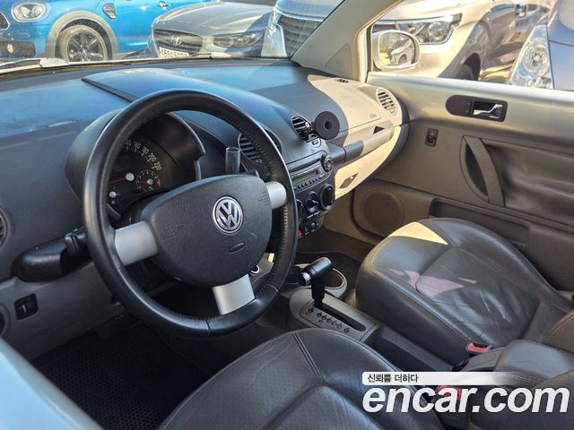 Volkswagen Beatle 2004 — photo 7