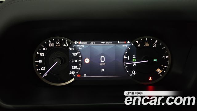 Land Rover Defender 2023 — photo 11
