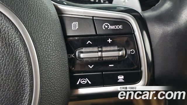 Kia Canival 2022 — photo 22